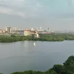 New Gem, 2B, 4 Blocks From Center Amazing Views