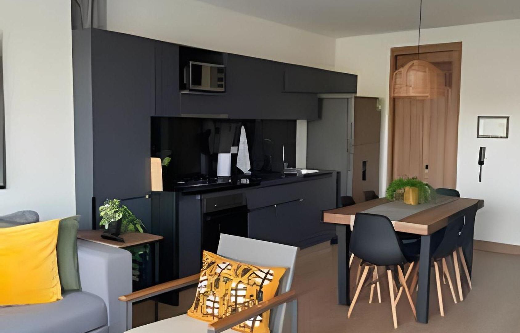 New Gem, 2b, 4 Blocks From Center Amazing Views Apartamento