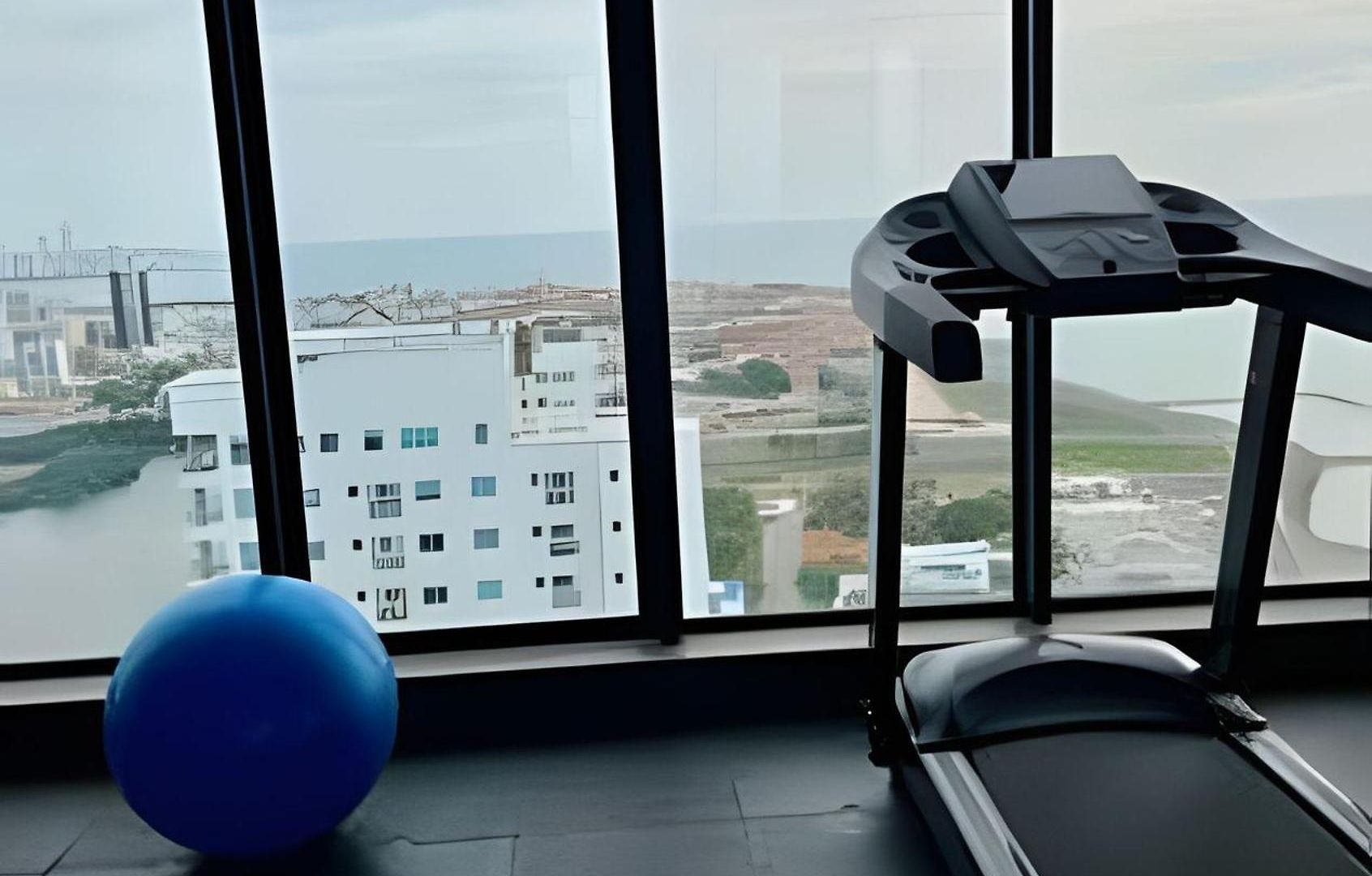 New Gem, 2b, 4 Blocks From Center Amazing Views Apartamento
