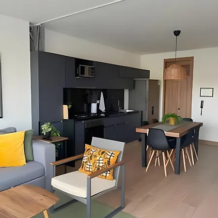 New Gem, 2b, 4 Blocks From Center Amazing Views Apartamento