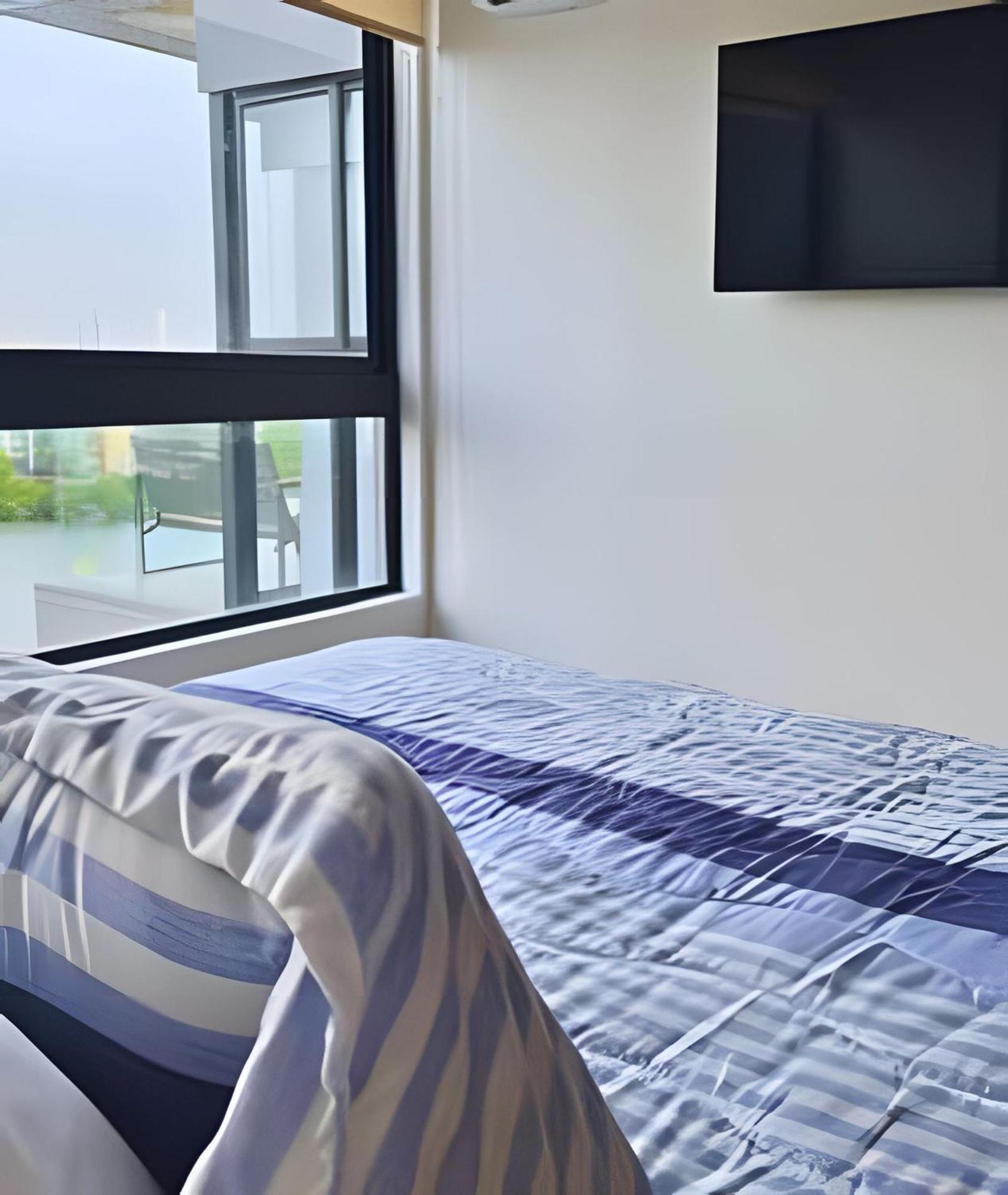 New Gem, 2b, 4 Blocks From Center Amazing Views Apartamento